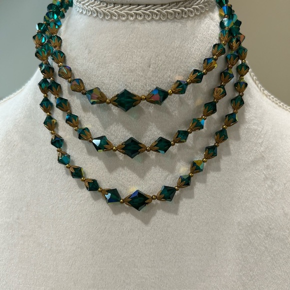 Aurora Borealis Chrystal three strand necklace rainbow shimmer retro whimsygoth - Picture 2 of 6